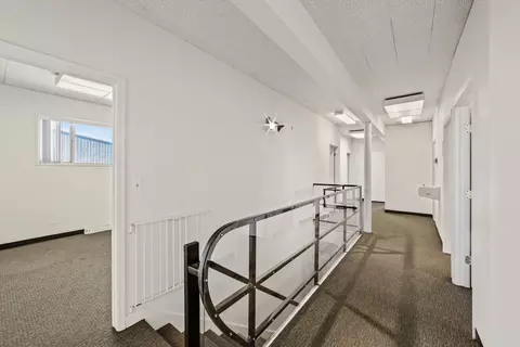 Entry Way - 920 E Wolverton Ct, Spokane, WA 99207 photo 1 of 1
