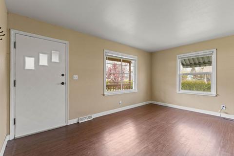 58 Everett Ave, Spokane, WA 99208 photo 3