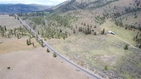 6 N Nn N 25 Hwy, Davenport, WA 99122