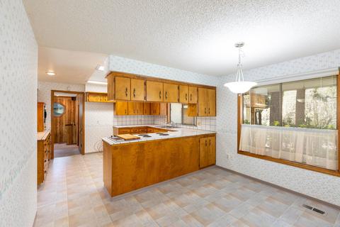 4612 W Elderberry Ave, Spokane, WA 99208 photo 5