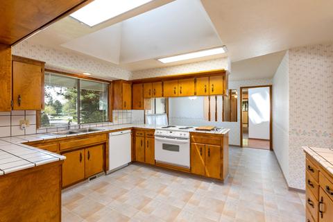 4612 W Elderberry Ave, Spokane, WA 99208 photo 7