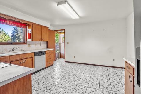 11921 E 9th Ave, Spokane Valley, WA 99206 photo 10