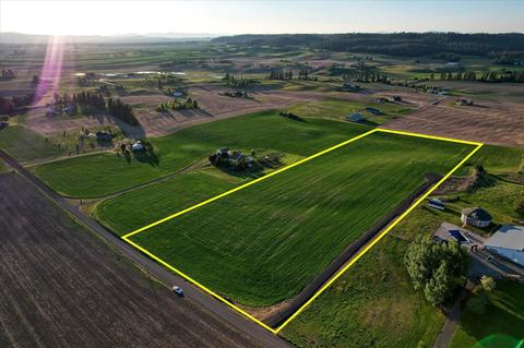 11425 E Kronquist Rd, Mead, WA 99021