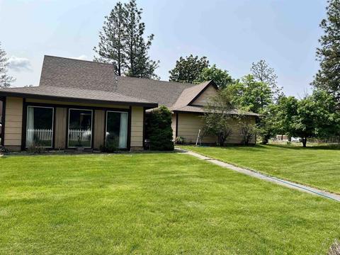 16817 W Stoughton Rd, Cheney, WA 99004