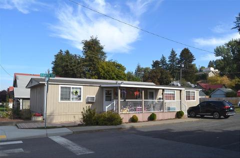 105 E 8th St, Rosalia, WA 99170