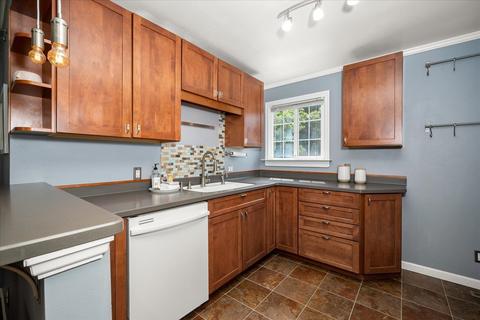 814 E 39th Ave, Spokane, WA 99203 photo 12