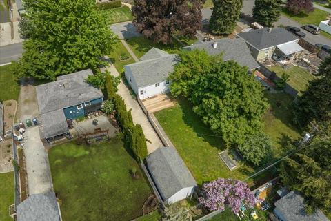 814 E 39th Ave, Spokane, WA 99203 photo 40