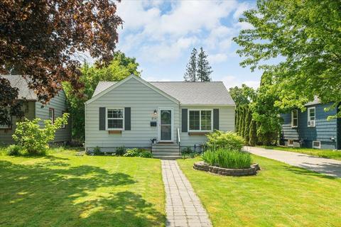 814 E 39th Ave, Spokane, WA 99203