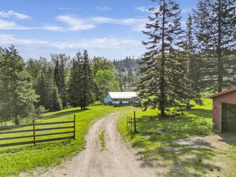 702 Clarks Rd, Newport, WA 99156