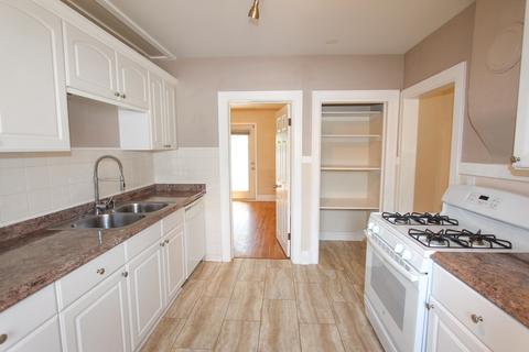 1217 E 33rd Ave, Spokane, WA 99203 photo 14