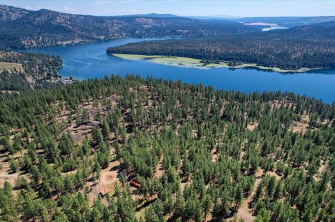 5720 W Riverview Ln # b, Deer Park, WA 99006