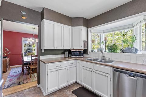 905 E 41st Ave, Spokane, WA 99203 photo 8