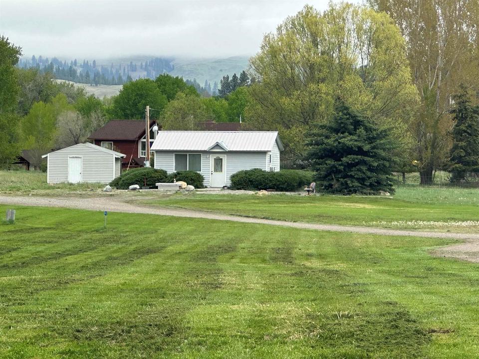 17795 N Hwy 21, Curlew, WA 99118 20 Photos MLS 202316133 Movoto