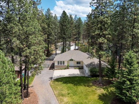 16704 N Golden Dr, Colbert, WA 99005