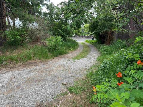 328 E 10th Ave, Spokane, WA 99223 photo 1
