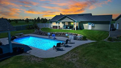 19311 W Johnson Ln, Nine Mile Falls, WA 99026