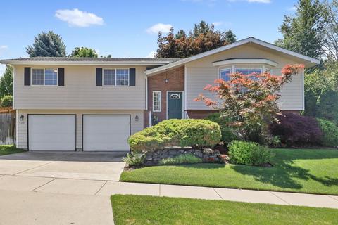 5211 W Russett Dr, Spokane, WA 99208