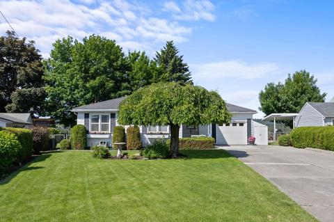 2007 N Hemlock St, Spokane, WA 99205