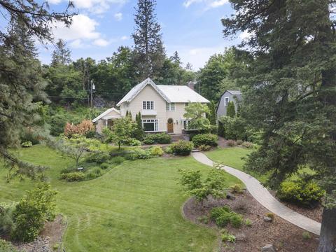 812 E Syringa Rd, Spokane, WA 99203