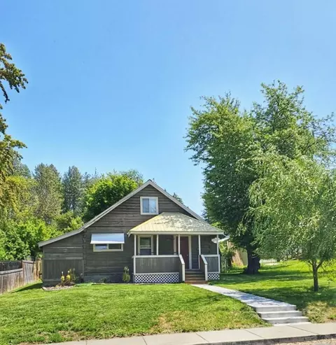 755 S Hofstetter St, Colville, WA 99114