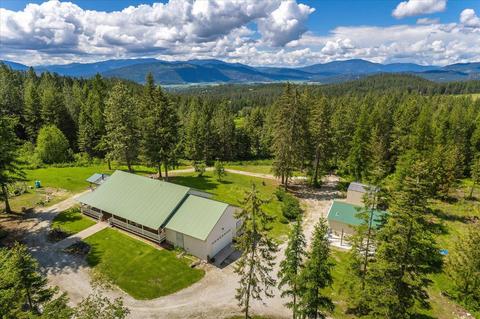 2594 B Flowery Trail Rd, Chewelah, WA 99109