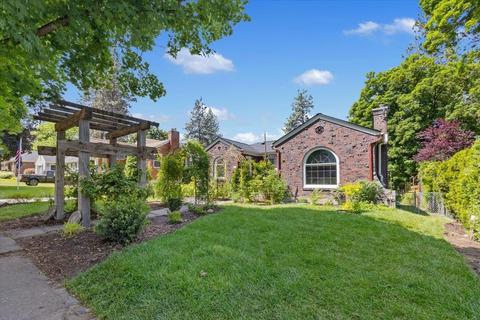 1614 S Walnut St, Spokane, WA 99203
