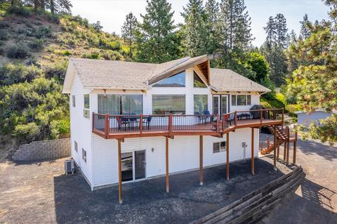 1104 Seven Bays Rd, Seven Bays, WA 99122