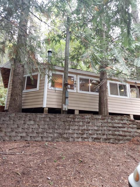 4083 Tamarack Bay Rd, Loon Lake, WA 99148