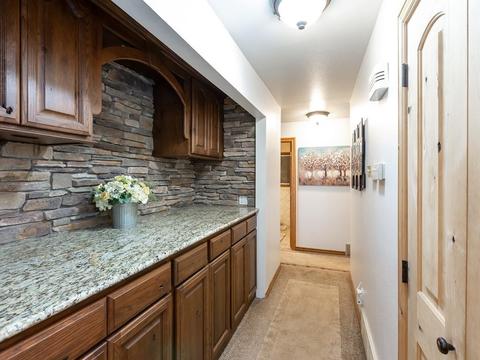 811 E Glencrest Dr, Spokane, WA 99208 photo 25
