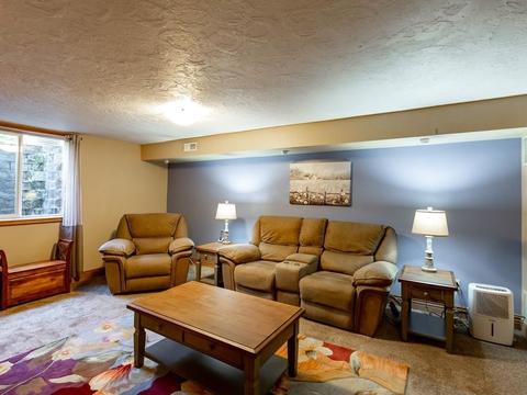 811 E Glencrest Dr, Spokane, WA 99208 photo 32