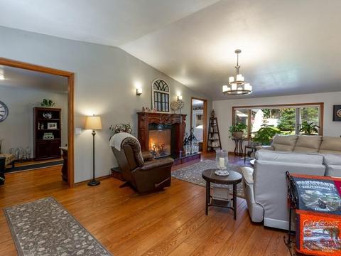 811 E Glencrest Dr, Spokane, WA 99208 photo 8