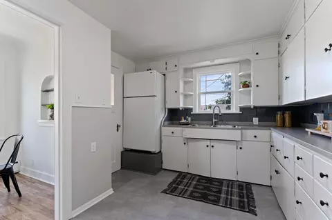 318 E Broad Ave, Spokane, WA 99207 photo 9