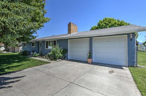 525 S Newer Rd, Veradale, WA 99037
