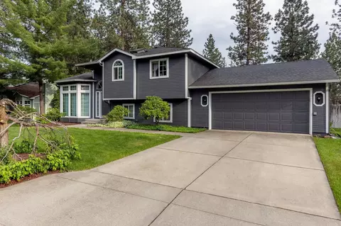 5611 W Pacific Park Dr, Spokane, WA 99208