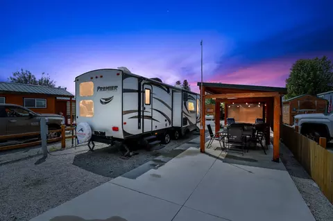 66 Pathfinder Ln # 177, Usk, WA 99180