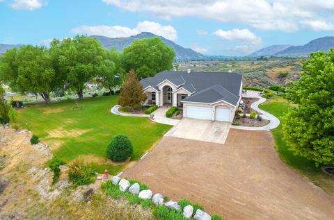 57 Highway 20 E Hwy # a, Tonasket, WA 98855