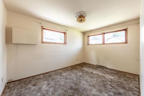 936 E 37th Ave, Spokane, WA 99203 photo 7