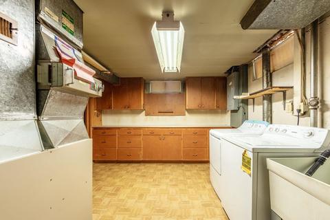936 E 37th Ave, Spokane, WA 99203 photo 12