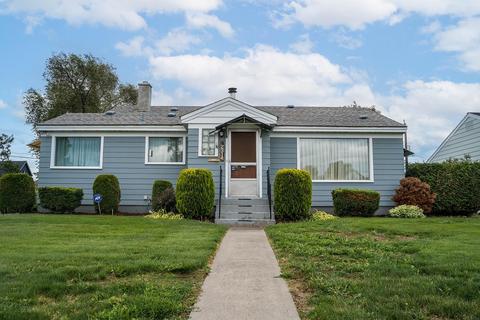 2314 E Heroy Ave, Spokane, WA 99207