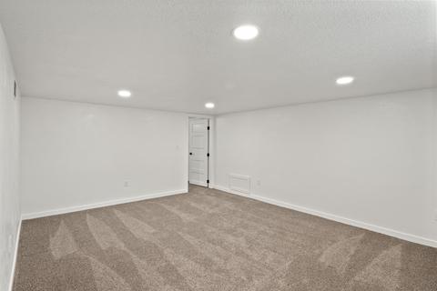 21 E Walton Ave, Spokane, WA 99207 photo 27