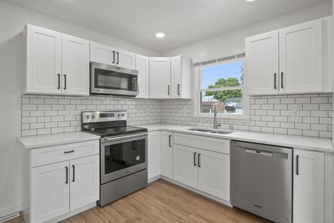 21 E Walton Ave, Spokane, WA 99207 photo 12