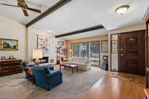 727 E Glencrest Dr, Spokane, WA 99208 photo 3