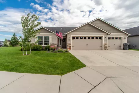 721 Egret Ln, Cheney, WA 99004