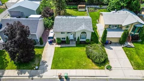 4124 E 34th Ave, Spokane, WA 99223 photo 2