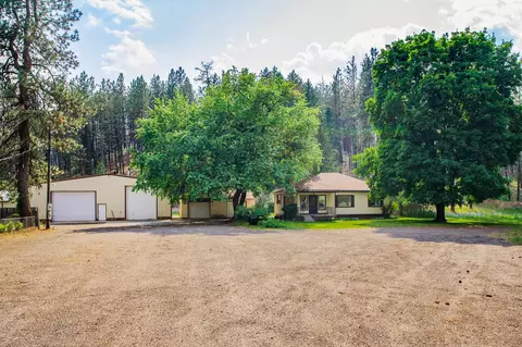 10101 W Charles Rd, Nine Mile Falls, WA 99026