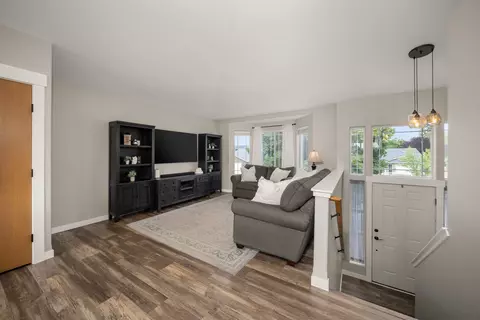 12923 E 3rd Ln, Spokane, WA 99216 photo 4