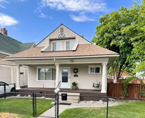 2224 W Mallon Ave, Spokane, WA 99201