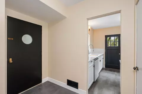 1221 E 20th Ave, Spokane, WA 99203 photo 6
