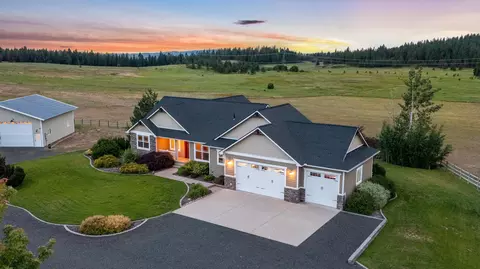 33111 N Whitetail Ln, Chattaroy, WA 99003