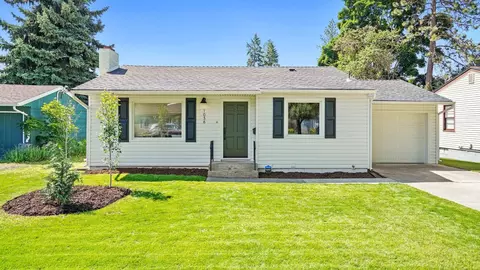 1036 E 36th Ave, Spokane, WA 99203